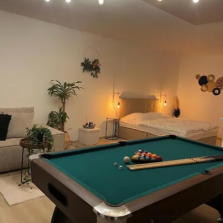 Modernes Loft Mit Whirlpool, Sauna & Billardtisch * Эссен
